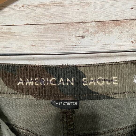 American Eagle Outfitters Camouflage Mom Jeans Corduroy Cabincore Preppy Size 0 - Picture 5 of 10